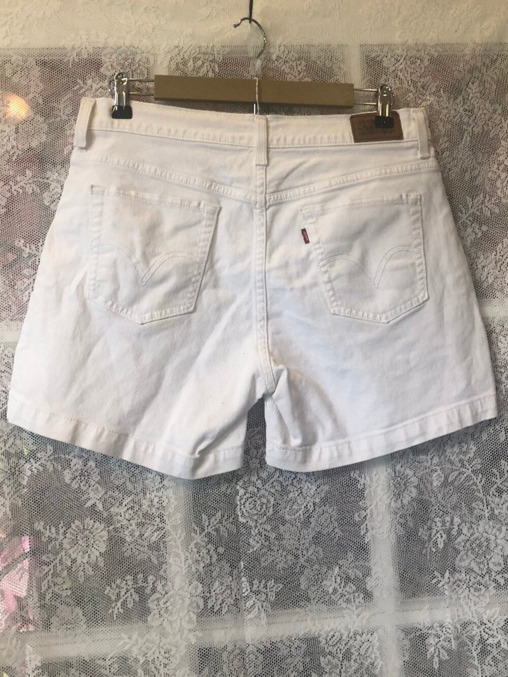 Levis 515 Denim Jean Shorts Women's 10 High Rise Zip Fly White 33" Waist Y2K Fun